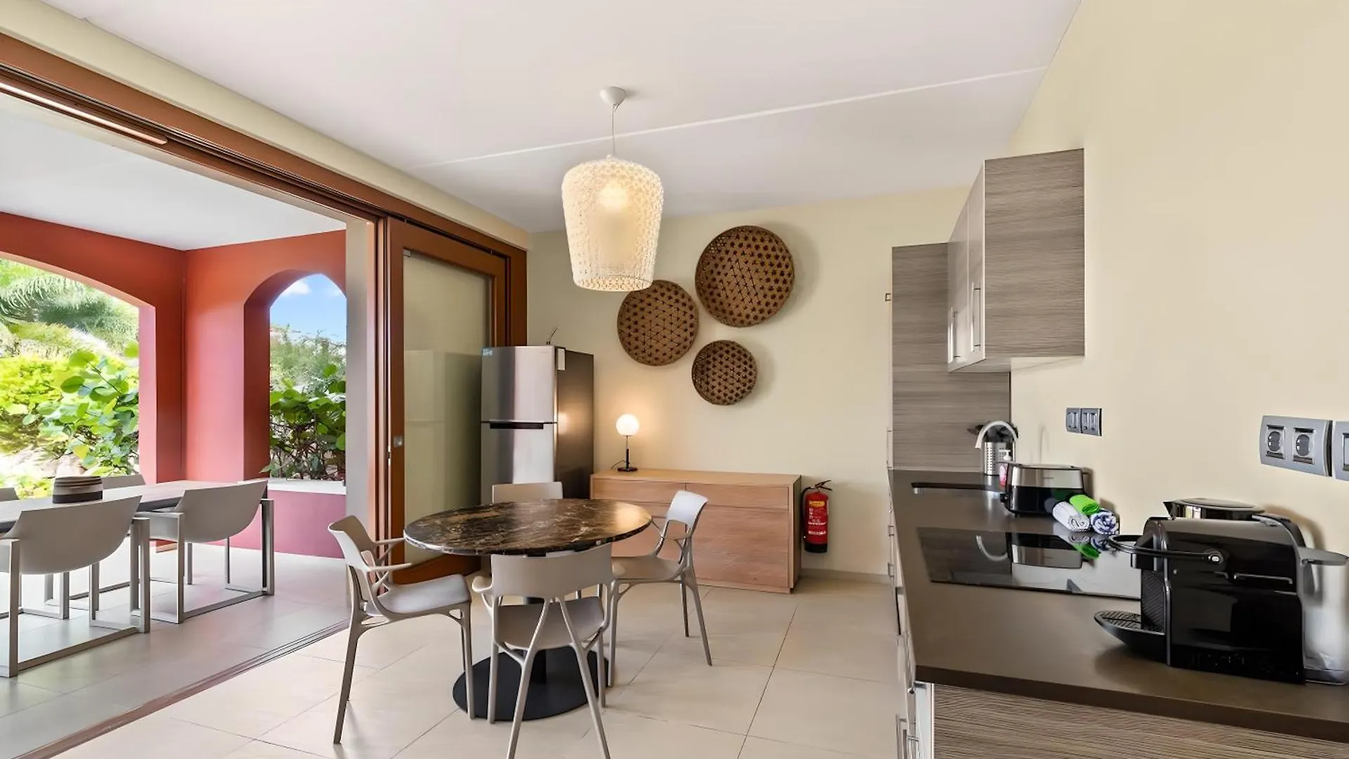Lägenhet Villa Devries C3, Jan Thiel, Private Beach Front, Pool Willemstad