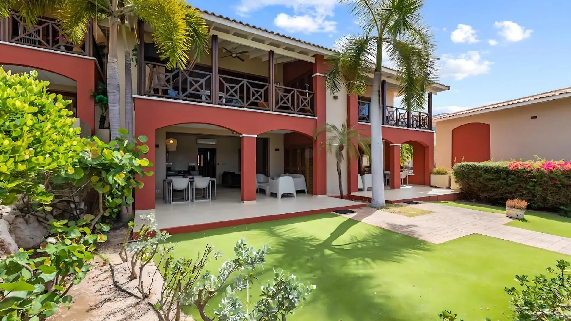 Villa Devries C3, Jan Thiel, Private Beach Front, Pool Willemstad Curaçao